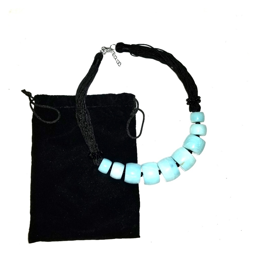 Gorgeous Chunky Lght Blue Graduated Stone Necklace